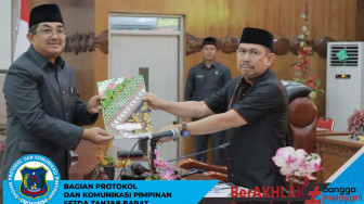 Bupati Hadiri Rapat Paripurna Pertama DPRD Dalam Rangka Penyampaian Nota Pengantar LKPJ Bupati Tanjung Jabung Barat Tahun 2022